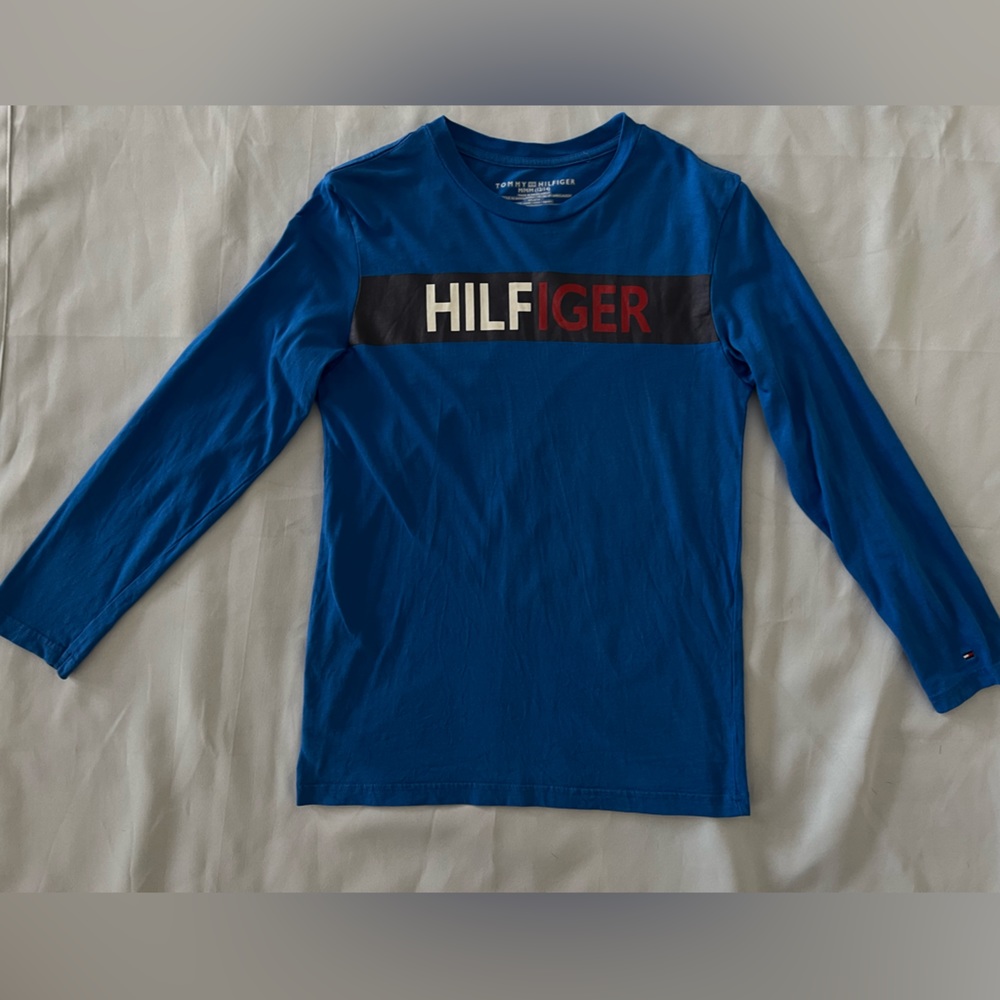 TOMMY HILFIGER blue youth boy’s long sleeve T-shirt | medium (12-14)